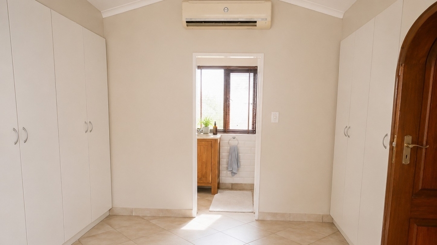 3 Bedroom Property for Sale in The Coves North West